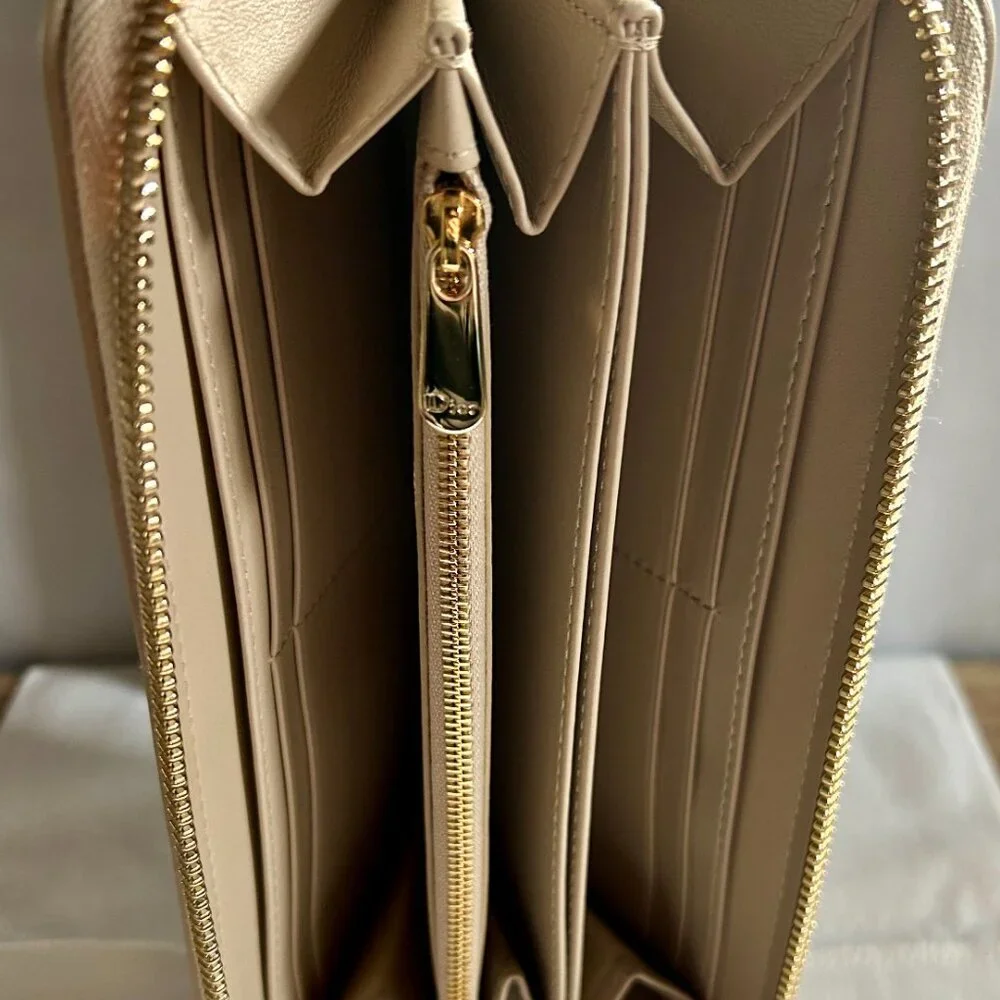 Lady Dior Voyageur Wallet